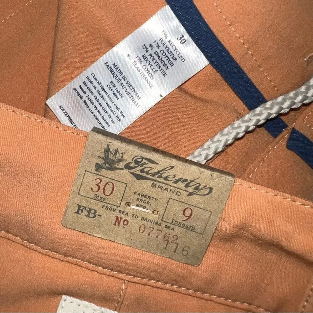 Faherty All Day Short in Orange Size 30 9” Inseam